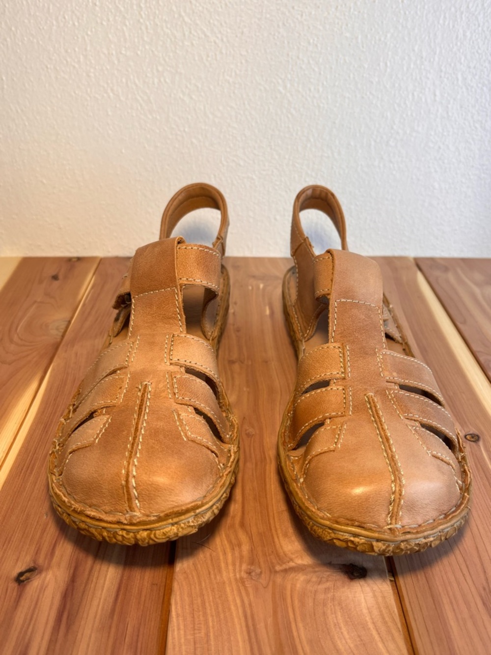 Josef Seibel Women's Tan Leather Slingback Fisherman Sandals